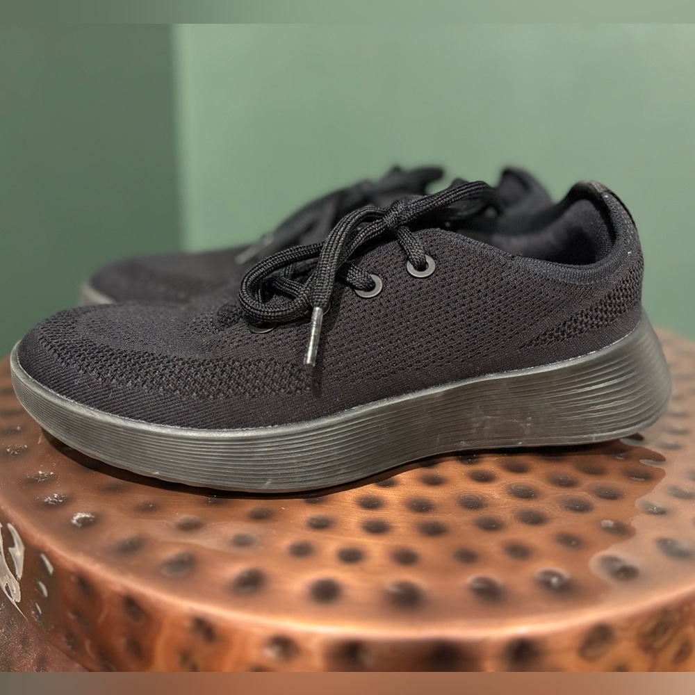 Women's Tree Runner Go Black Mesh Knit Sneakers 7.5